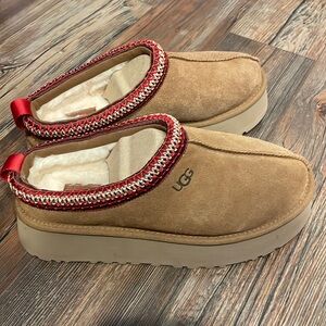 brand new tazz ugg platform slippers size 8 tasman womens